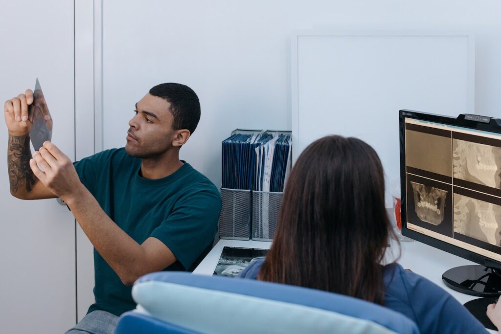 Prontuário Eletrônico do Paciente no Software de Gestão de Consultório Odontológico
